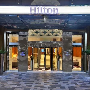 Hilton The Walk 4* Dubái